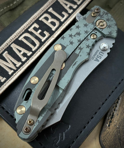 Battled Ammo Can Green Stars & Stripes Hinderer XM-18 3.5" Skinny Skinner Working Finish Ti Black G10 Magnacut Working Finish Blade Bronzed Out HW