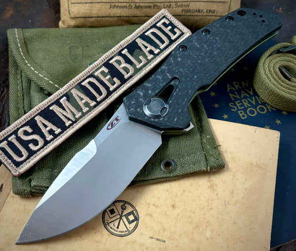 ZT0308CF Battled Green Anodized Ti Factory Special Series Satin Ground M390 Blade, Carbon Fiber