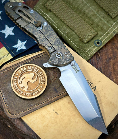 Topo Hinderer XM-24 Harpoon Spanto Coyote G10 Bronze Ti and S45VN Stonewashed Blade with Sasquatch Clip