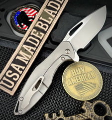 Koenig Mini Arius with M390 Burnished Blade with Polished Flats Smooth Ti and Satin Ti Hardware MA111111111