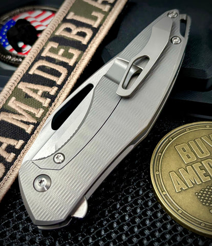 Koenig Mini Arius with M390 Burnished Blade with Polished Flats Plexa Ti and Silver Ti Hardware MA111511111P