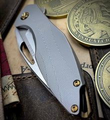 Koenig Mini Arius with M390 Burnished Blade with Polished Flats Patterned Ti and Bronze Ti Hardware  MA11211331 - USA MB
