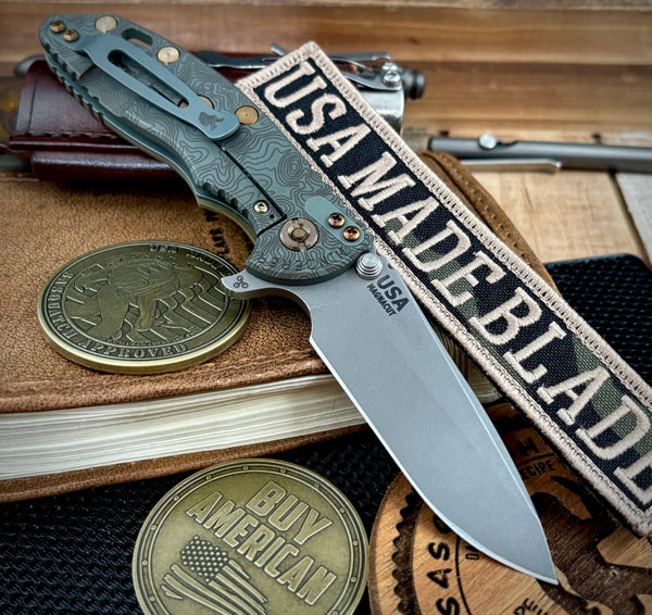 Topo Ammo Can Green Hinderer XM-18 3.25 Spanto OD Green G10 Working Finish Topo Ti Magnacut Working Finish Blade and Sasquatch Clip
