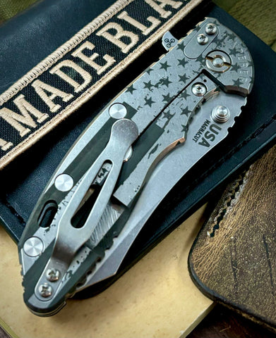 Battled Stars & Stripes Hinderer XM-18 3.5" Skinny Skinner Stonewashed Ti Black G10 Magnacut Stonewashed Blade