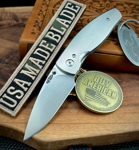 Three Rivers Manufacturing (TRM) Neutron 2 Liner Lock with 3D Pinstripe Titanium and Magnacut Steel - USA MB