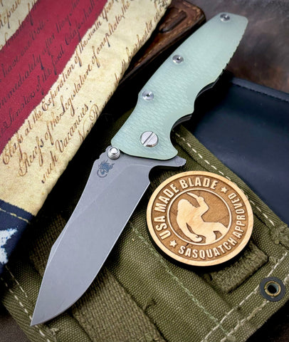 Hinderer Eklipse 3.5" Skinny Hollow Ground Slicer Translucent Green G10 Working Finish Ti Working Finish Magnacut Blade