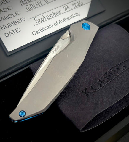 Koenig Xenon with M390 Burnished Blade with Polished Flats Smooth Ti Handles and Blue Ti Hardware XE1111111221