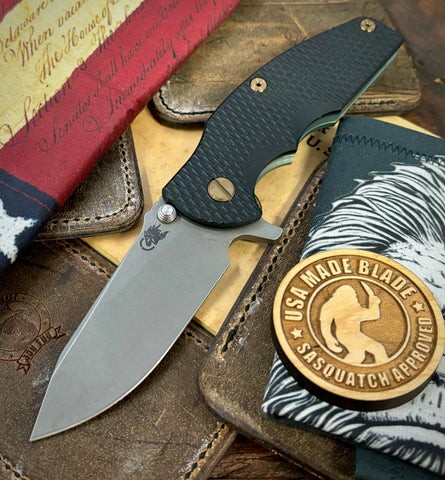 Topo Ammo Can Green Hinderer Jurassic Slicer Black G10 Anodized Working Finish Ti Magnacut Working Finish Blade Bronzed Out HW Sasquatched Clip - USA MB