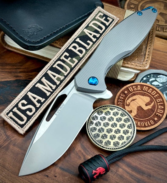 Koenig Arius Flipper Corda Ti Burnished Blade with Polished Flats Blue Ti Hardware M390 AR11511221