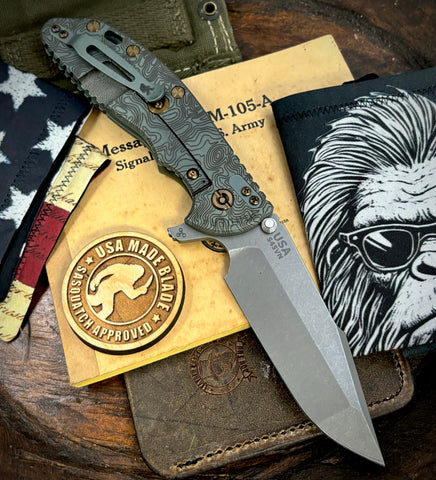 Topo Ammo Can Green Hinderer XM-24 Harpoon Spanto OD Green G10 Anodized Working Finish Ti and S45VN Working Finish Blade with Sasquatch Clip