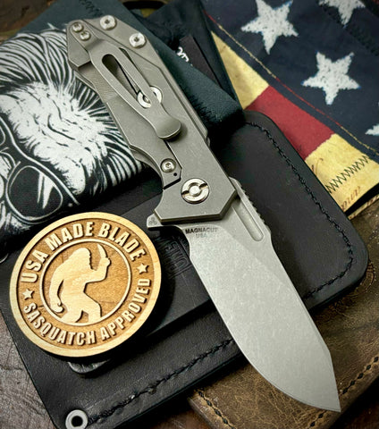 Slicer Hinderer Half Track Gen 2 Textured Ti Working Finish Presentation Side, Smooth Ti Lockside Magnacut Working Finish Blade