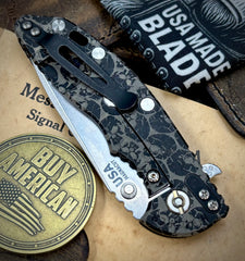Skull Pattern Hinderer XM-18 3.5 Spanto Customized Battle Black DLC Ti Blue/Black G10 Stonewashed Magnacut Blade