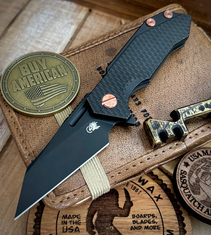 Wharnie Hinderer Half Track Gen 2 Full Ti Battle Black Handles with Battle Black Magnacut Blade Copper and Bronzed Out HW