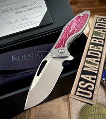 Koenig Mini Arius with M390 Cherry Twill Inlay Brightwash Blade with Polished Flats and Silver Ti Hardware