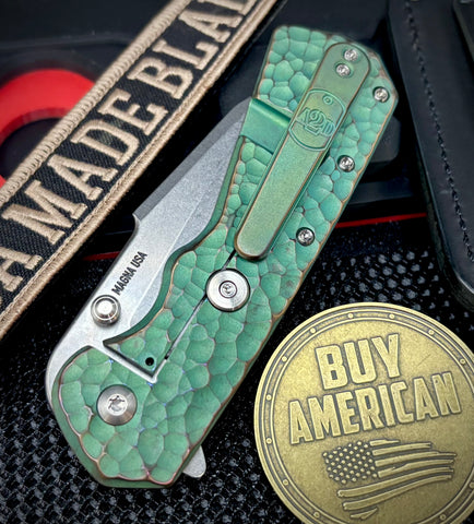A2D Delta Shipwrecked Anodized Hammered Titanium Sheepsfoot Stonewashed Satin Magnacut Blade on Bearings