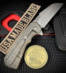 A2D Delta Shipwrecked Grey Wash Frag Titanium Sheepsfoot Stonewashed Satin Magnacut Blade on Bearings