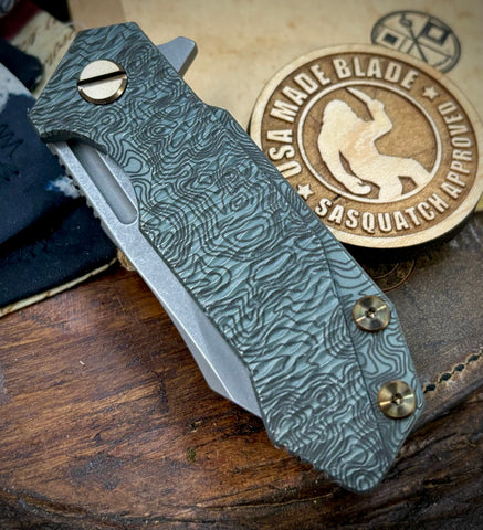 Double Topo Ammo Can Green Wharnie Full Ti Hinderer Half Track Gen 2 Textured Ti Magnacut Working Finish Blade and Sasquatched Clip - USA MB