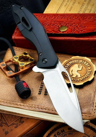 Arius Exclusive Flipper Black DLC Ti SW Polished Flats M390 - USA MB