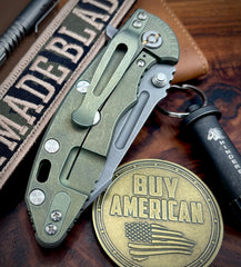 Hinderer XM-18 3.25 Fullered Harpoon Spanto Coyote G10 Battle Green Ti and Working Finish Magnacut Blade