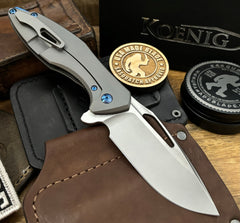 Koenig Arius Flipper C-Pattern Ti Stonewashed Blade with Polished Flats M390 Blue HW AR12511221