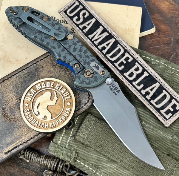 Chaos Squatch Hinderer XM-18 3.5 Non Flipper Bowie Ammo Can Green Ti Blue/Black G10 Working Finish S45VN Blade Bronzed Out HW