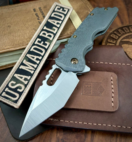 A2D Mark 2 Medium Satin Hiatsu-Rising Grind Magnacut Blade Celtic Knot Ti on Washers