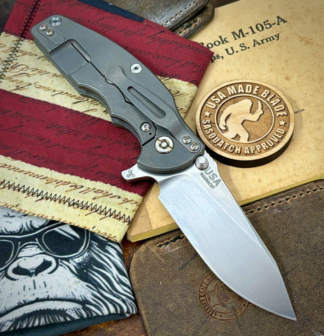 Hinderer Jurassic Slicer Translucent Green G10 Working Finish Ti Magnacut Stonewashed Blade - USA MB