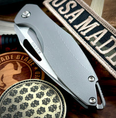 Non Flipper Koenig Mini Arius with M390 Burnished Blade with Polished Flats Patterned Ti and Silver Ti Hardware  MA21211111 - USA MB