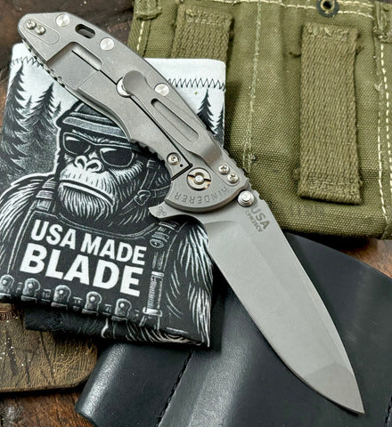 Hinderer XM-18 3.5 Spanto Working Finish Ti  Red G10 Working Finish 20CV Blade