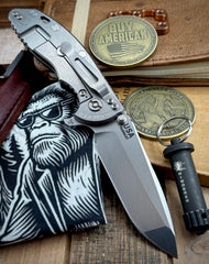 Hinderer XM-18 3.5 Spanto Stonewashed Ti Blue/Black G10 Stonewashed Magnacut Blade