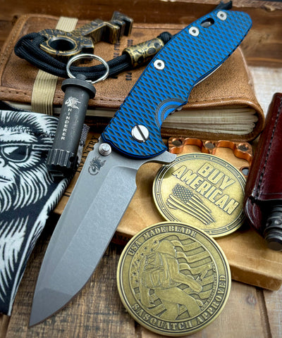 Hinderer XM-18 3.5 Spanto Working Finish Ti Blue/Black G10 Working Finish Magnacut Blade