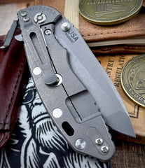 Hinderer XM-18 3.5 Spanto Working Finish Ti OD Green G10 Working Finish Magnacut Blade