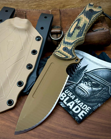 Freeman 5" 451 Fixed Blade with Magnacut Steel FDE Blade with Camo G10